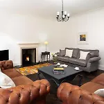 Dom wakacyjny Ben House