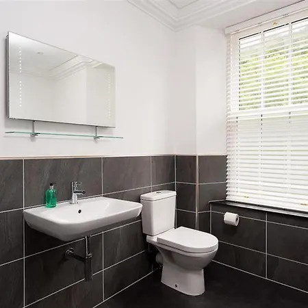 Ben House Σπίτι διακοπών *